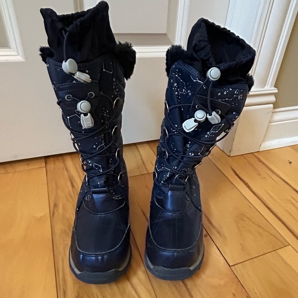 Girls Land’s end sz 4m blue snow boots - Picture 1 of 5